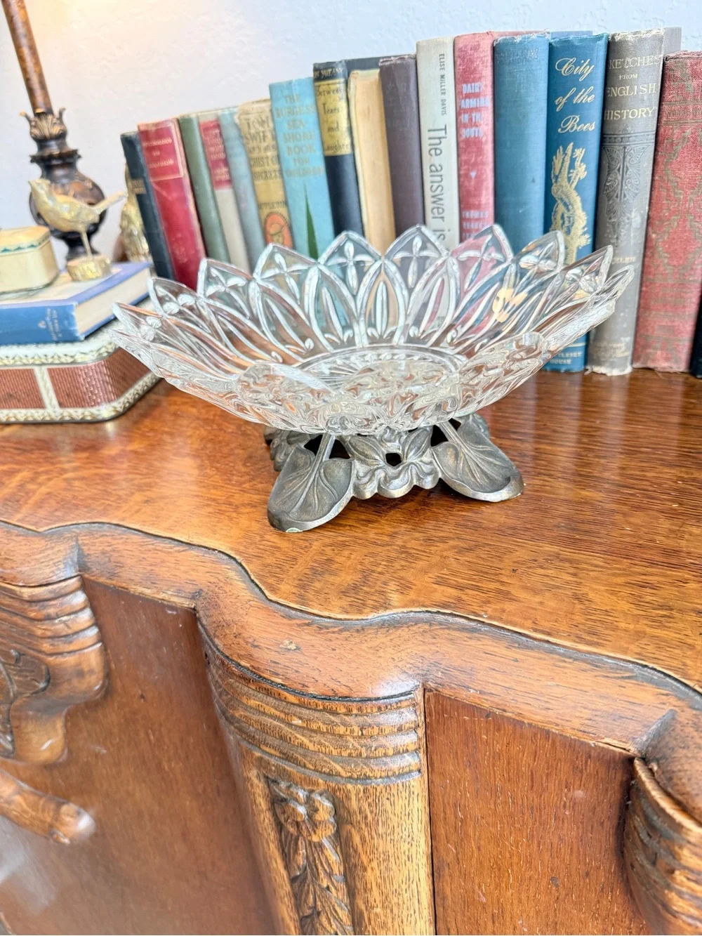 Vintage Crystal Lotus Pedestal Bowl – Hollywood Regency Art Deco Metal Base